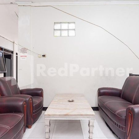 Wisma Juanda Bogor Mitra Reddoorz Exterior photo